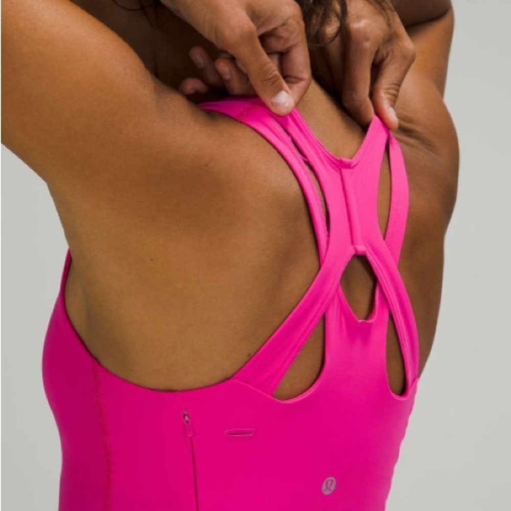 Lululemon Stash It Bra - Sonic Pink - Size 6 - Picture 2 of 5